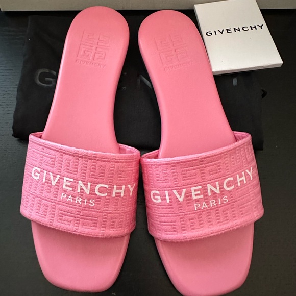 Givenchy 4G Monogram Flat Slide Sandals - Picture 10 of 10